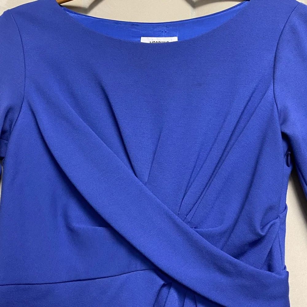 Moschino Women’s Dress Size 8 Shift Cross Over Front Designer Quiet Luxury
